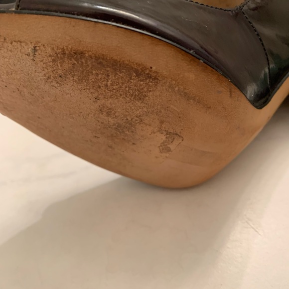 Jimmy Choo used and in great condition, sanitized - Picture 8 of 16